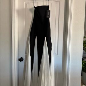 Elegant Black and White Maxi Dress